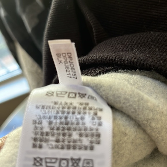 DKNY Camo sweatshirt size L/ G NWT - Picture 11 of 12